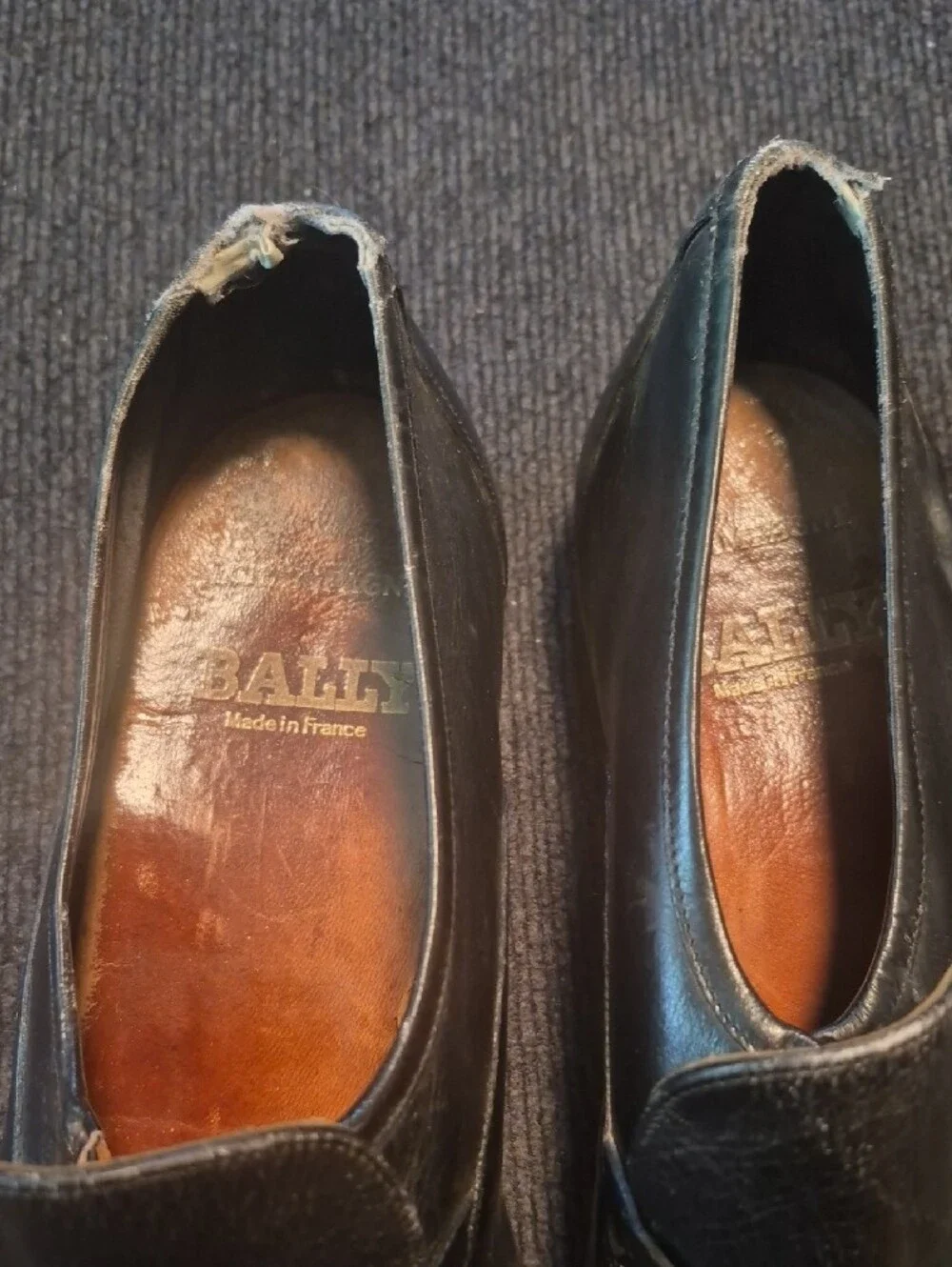 Bally Black Leather Slip-On Loafers with Metal Bit